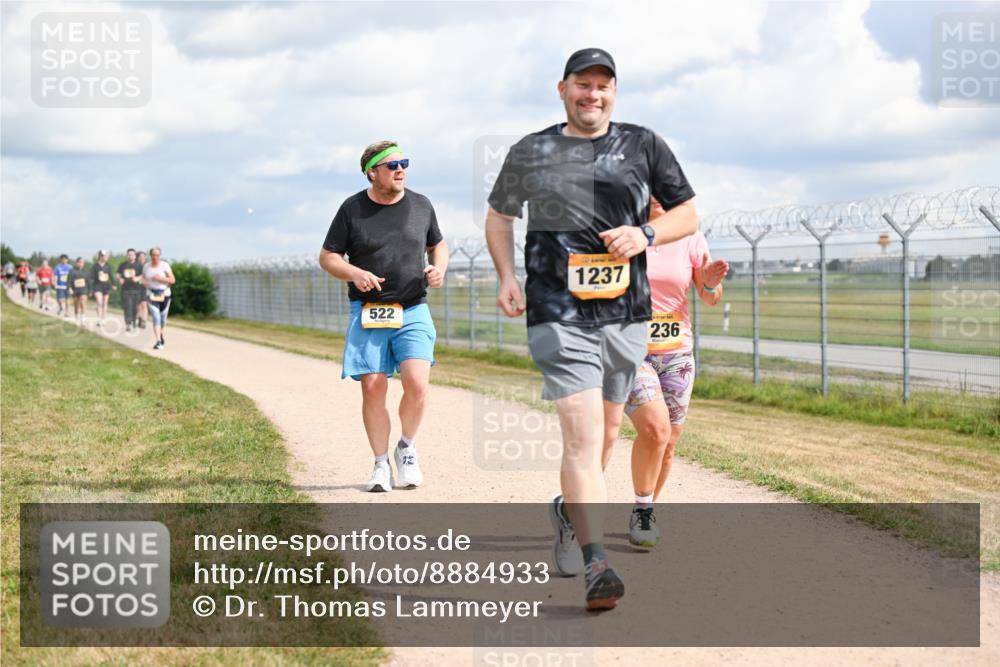 14.09.2025 - Airport Race Dr. Thomas Lammeyer http://msf.ph/oto/8884933 14.09.2025 12:40:15 Laufen 522, 1237, 236 meine-sportfotos.de