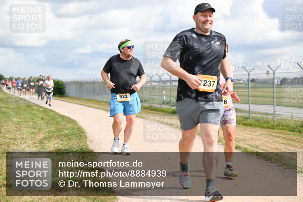 14.09.2025 - Airport Race Dr. Thomas Lammeyer http://msf.ph/oto/8884939 14.09.2025 12:40:15 Laufen 522, 237, 6 meine-sportfotos.de
