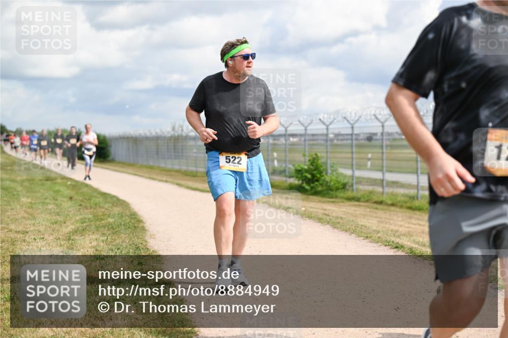 14.09.2025 - Airport Race Dr. Thomas Lammeyer http://msf.ph/oto/8884949 14.09.2025 12:40:16 Laufen 1, 522 meine-sportfotos.de