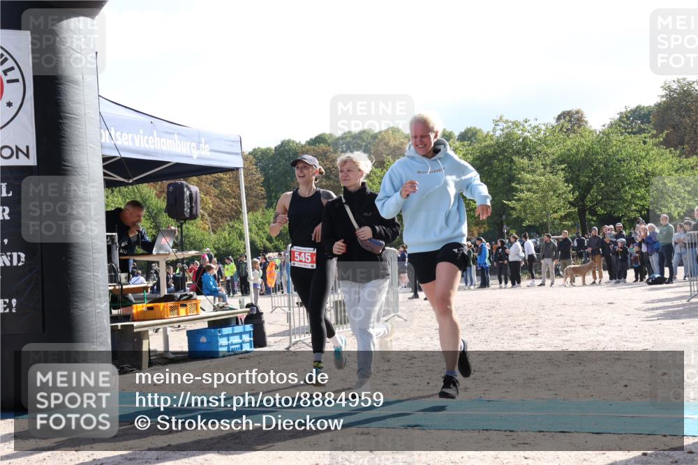 14.09.2025 - Stadtparktriathlon Strokosch-Dieckow http://msf.ph/oto/8884959 14.09.2025 10:58:21 Ziel 545 meine-sportfotos.de