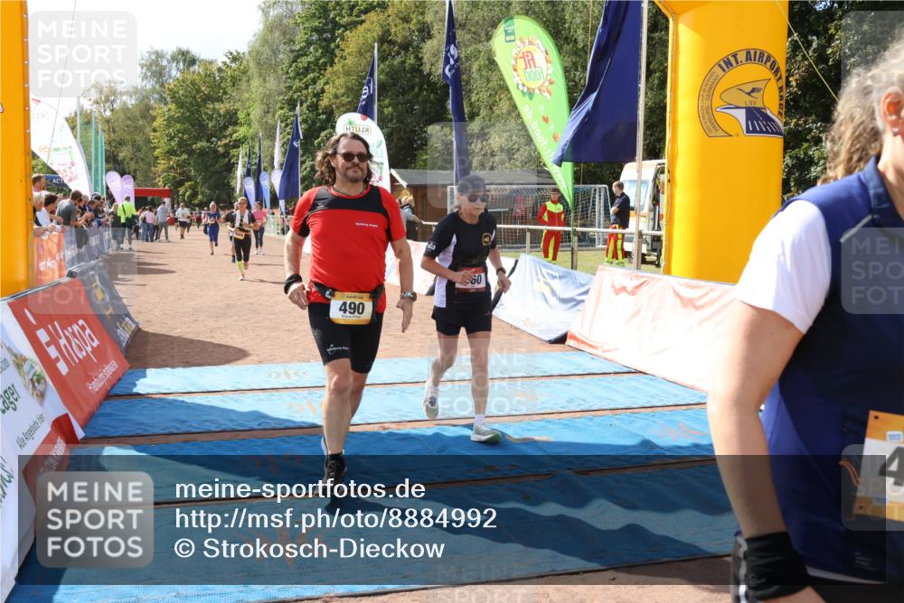 14.09.2025 - Airport Race Strokosch-Dieckow http://msf.ph/oto/8884992 14.09.2025 12:49:16 Ziel 43, 160, 167, 490, 1595, 1600, 4009, 4204 meine-sportfotos.de