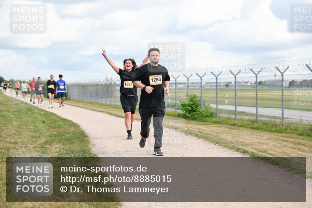 14.09.2025 - Airport Race Dr. Thomas Lammeyer http://msf.ph/oto/8885015 14.09.2025 12:40:29 Laufen 1834, 1263 meine-sportfotos.de