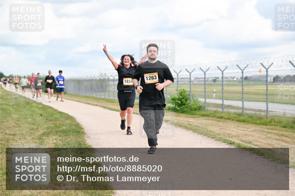 14.09.2025 - Airport Race Dr. Thomas Lammeyer http://msf.ph/oto/8885020 14.09.2025 12:40:29 Laufen 1834, 1263 meine-sportfotos.de