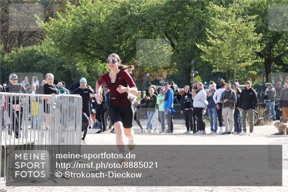 14.09.2025 - Stadtparktriathlon Strokosch-Dieckow http://msf.ph/oto/8885021 14.09.2025 11:00:00 Ziel 525, 577 meine-sportfotos.de