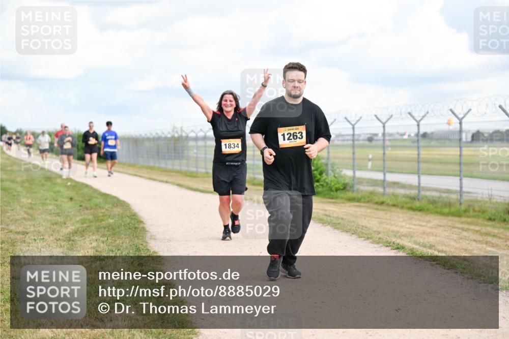 14.09.2025 - Airport Race Dr. Thomas Lammeyer http://msf.ph/oto/8885029 14.09.2025 12:40:30 Laufen 1263, 1834 meine-sportfotos.de