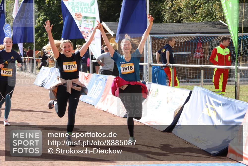 14.09.2025 - Airport Race Strokosch-Dieckow http://msf.ph/oto/8885087 14.09.2025 12:49:28 Ziel 35, 390, 630, 839, 1232, 1616, 1974, 4111 meine-sportfotos.de