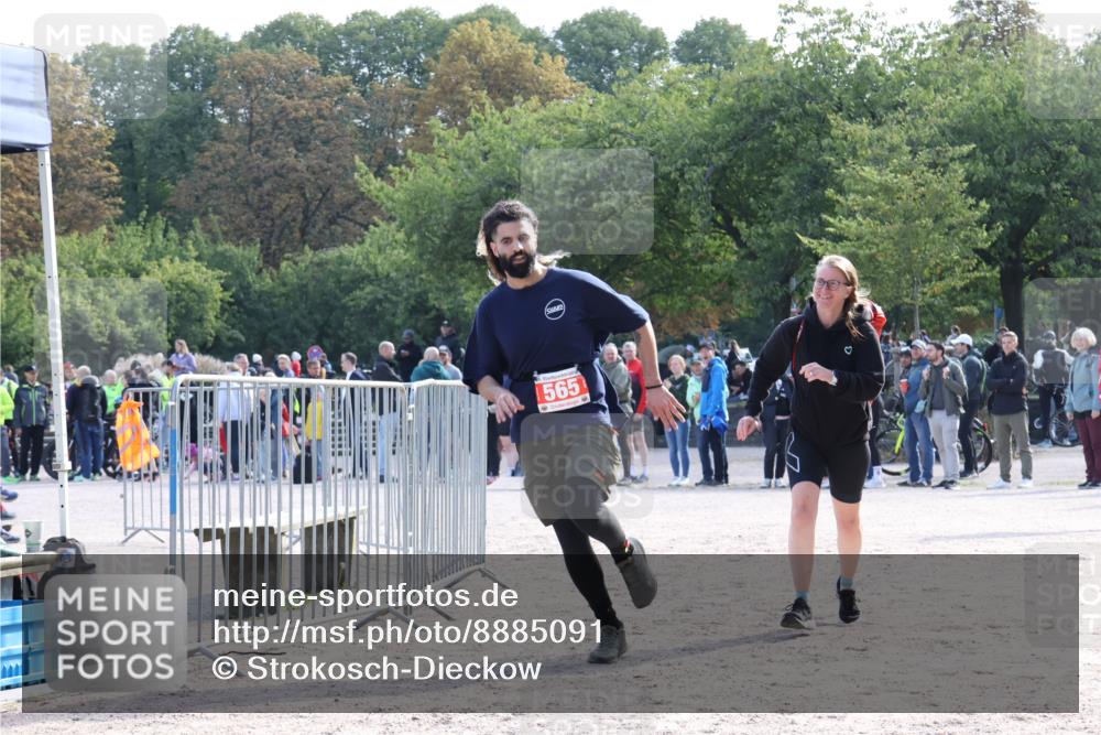 14.09.2025 - Stadtparktriathlon Strokosch-Dieckow http://msf.ph/oto/8885091 14.09.2025 11:02:21 Ziel 565 meine-sportfotos.de