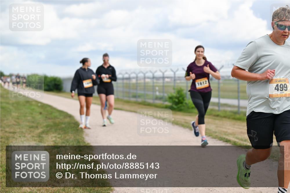 14.09.2025 - Airport Race Dr. Thomas Lammeyer http://msf.ph/oto/8885143 14.09.2025 12:40:49 Laufen 1612, 499 meine-sportfotos.de