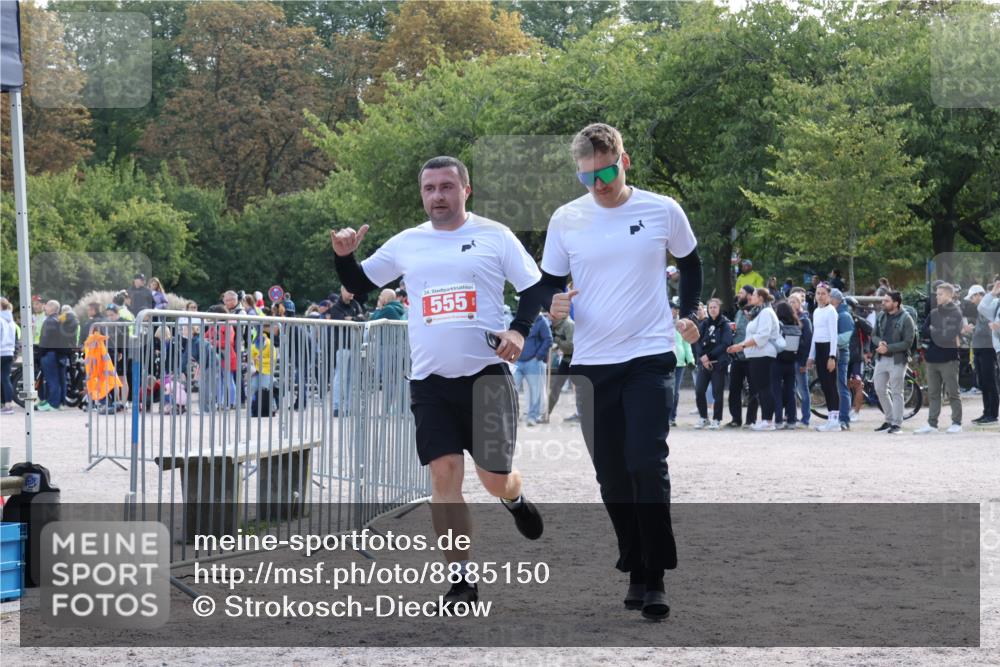 14.09.2025 - Stadtparktriathlon Strokosch-Dieckow http://msf.ph/oto/8885150 14.09.2025 11:03:10 Ziel 555 meine-sportfotos.de