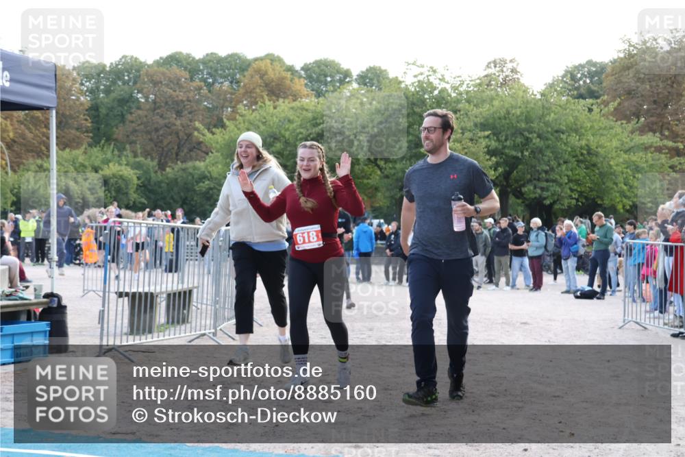 14.09.2025 - Stadtparktriathlon Strokosch-Dieckow http://msf.ph/oto/8885160 14.09.2025 11:03:27 Ziel 529, 592, 618 meine-sportfotos.de