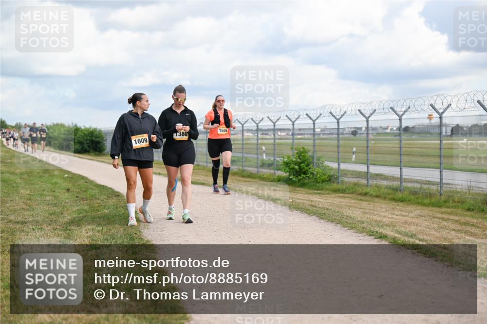 14.09.2025 - Airport Race Dr. Thomas Lammeyer http://msf.ph/oto/8885169 14.09.2025 12:40:50 Laufen 1609, 1380, 1556 meine-sportfotos.de