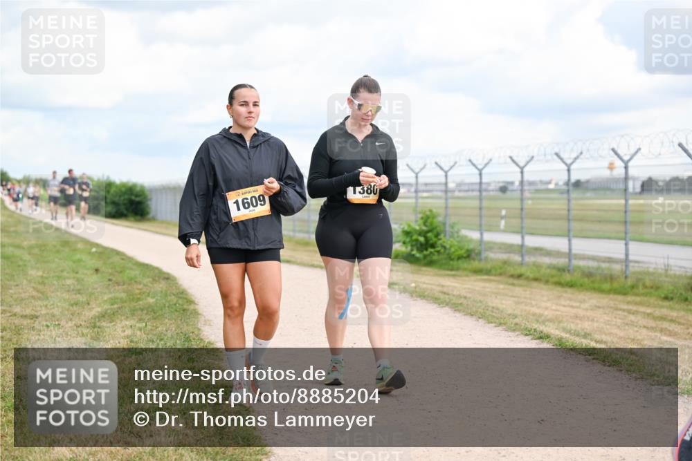 14.09.2025 - Airport Race Dr. Thomas Lammeyer http://msf.ph/oto/8885204 14.09.2025 12:40:55 Laufen 1609, 380 meine-sportfotos.de