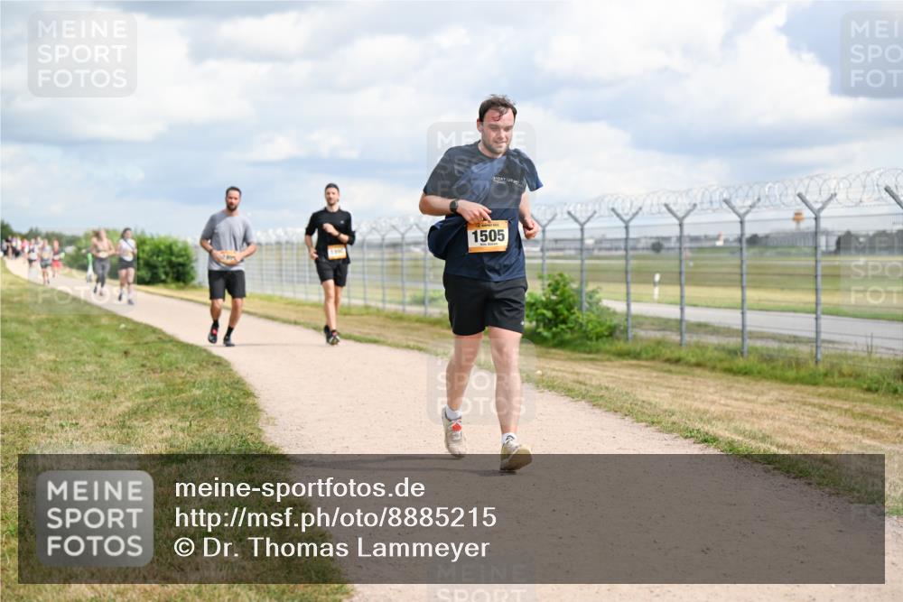 14.09.2025 - Airport Race Dr. Thomas Lammeyer http://msf.ph/oto/8885215 14.09.2025 12:41:10 Laufen 1505 meine-sportfotos.de