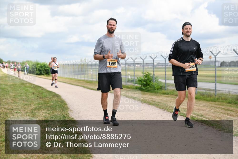 14.09.2025 - Airport Race Dr. Thomas Lammeyer http://msf.ph/oto/8885275 14.09.2025 12:41:15 Laufen 1991, 90 meine-sportfotos.de