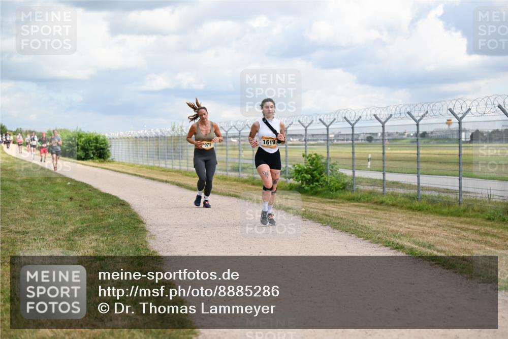 14.09.2025 - Airport Race Dr. Thomas Lammeyer http://msf.ph/oto/8885286 14.09.2025 12:41:21 Laufen 1619, 971 meine-sportfotos.de