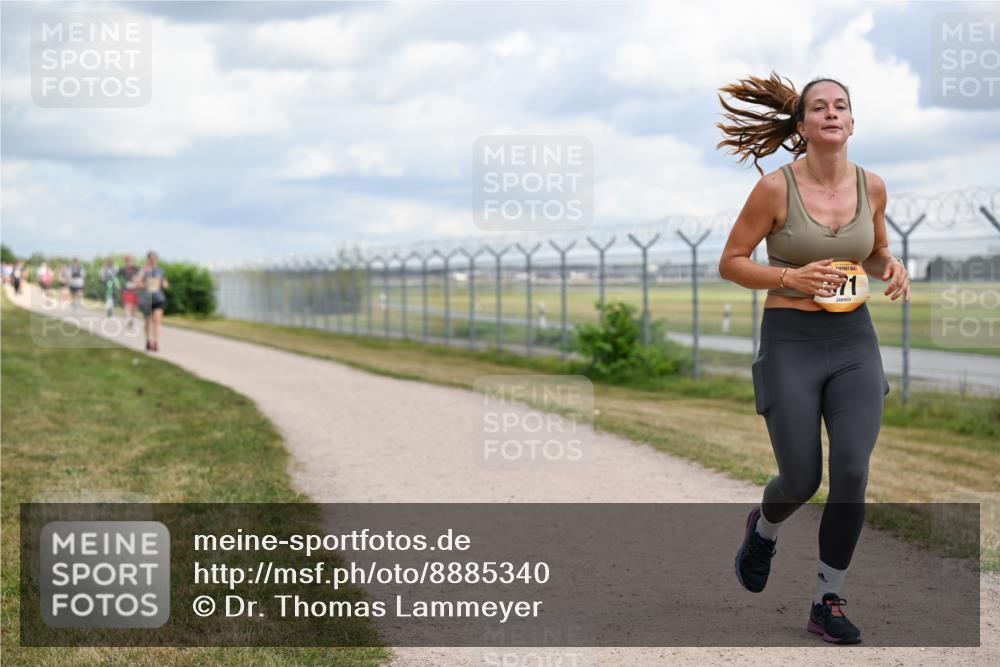 14.09.2025 - Airport Race Dr. Thomas Lammeyer http://msf.ph/oto/8885340 14.09.2025 12:41:24 Laufen 71 meine-sportfotos.de