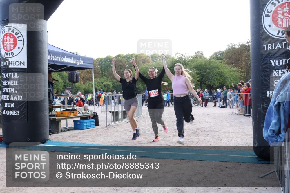 14.09.2025 - Stadtparktriathlon Strokosch-Dieckow http://msf.ph/oto/8885343 14.09.2025 11:06:09 Ziel 526, 546 meine-sportfotos.de