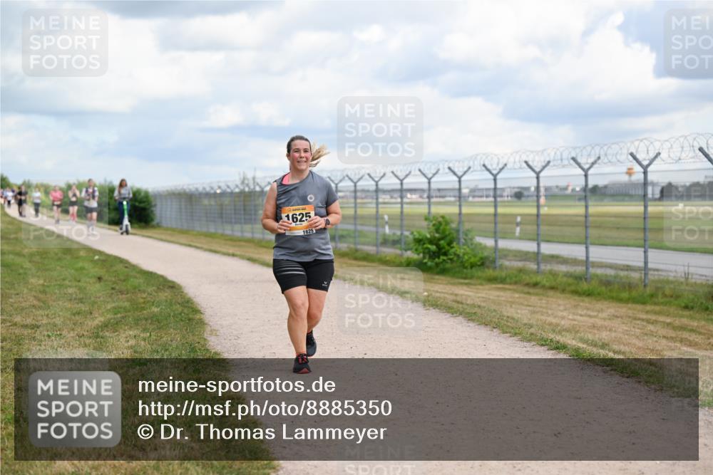 14.09.2025 - Airport Race Dr. Thomas Lammeyer http://msf.ph/oto/8885350 14.09.2025 12:41:35 Laufen 1625, 1625 meine-sportfotos.de