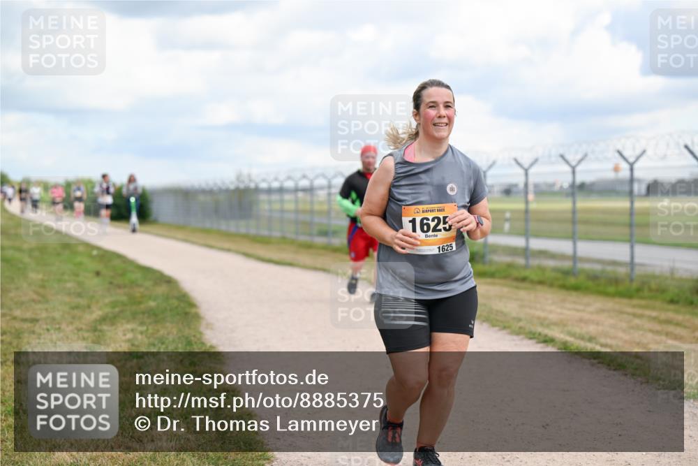 14.09.2025 - Airport Race Dr. Thomas Lammeyer http://msf.ph/oto/8885375 14.09.2025 12:41:37 Laufen 1625, 1625 meine-sportfotos.de