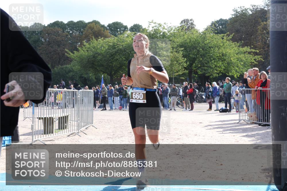 14.09.2025 - Stadtparktriathlon Strokosch-Dieckow http://msf.ph/oto/8885381 14.09.2025 11:06:25 Ziel 614, 660 meine-sportfotos.de