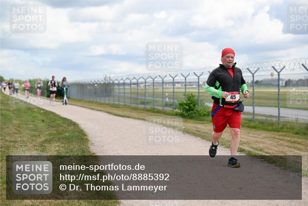 14.09.2025 - Airport Race Dr. Thomas Lammeyer http://msf.ph/oto/8885392 14.09.2025 12:41:39 Laufen 45 meine-sportfotos.de
