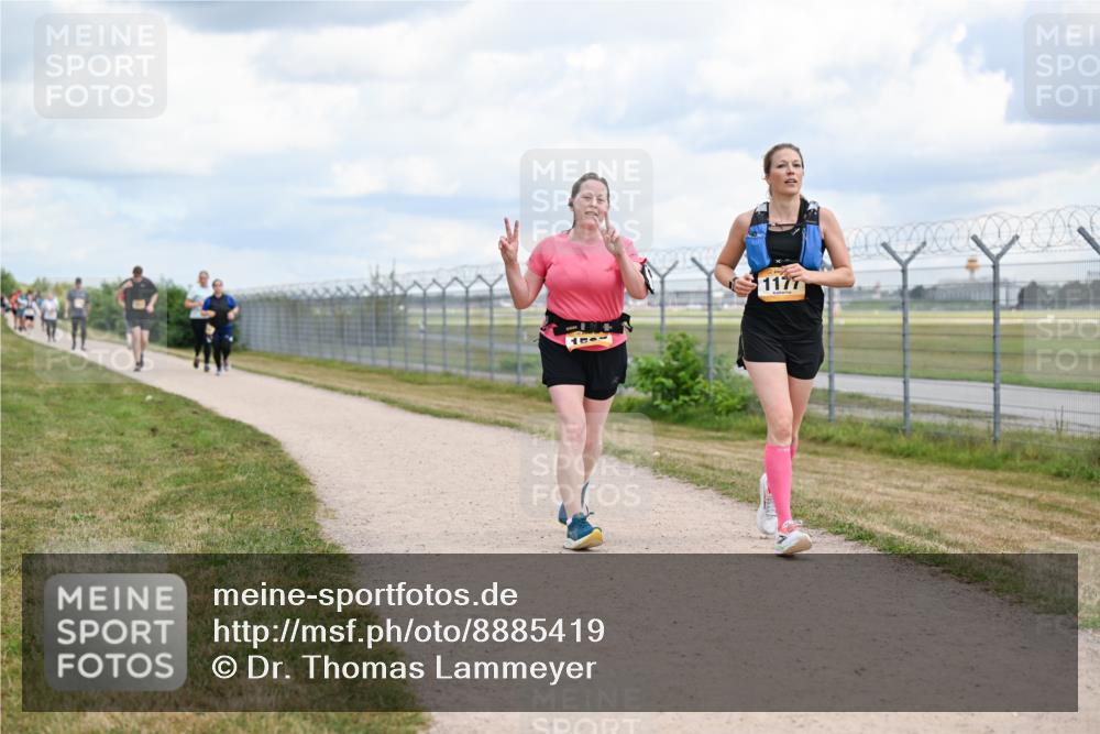 14.09.2025 - Airport Race Dr. Thomas Lammeyer http://msf.ph/oto/8885419 14.09.2025 12:41:57 Laufen 150, 1177 meine-sportfotos.de