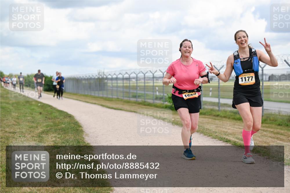 14.09.2025 - Airport Race Dr. Thomas Lammeyer http://msf.ph/oto/8885432 14.09.2025 12:41:58 Laufen 1600, 1177 meine-sportfotos.de