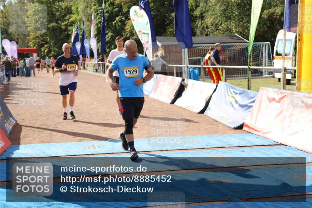 14.09.2025 - Airport Race Strokosch-Dieckow http://msf.ph/oto/8885452 14.09.2025 12:50:27 Ziel 97, 448, 546, 1529, 1750, 1908, 1927 meine-sportfotos.de