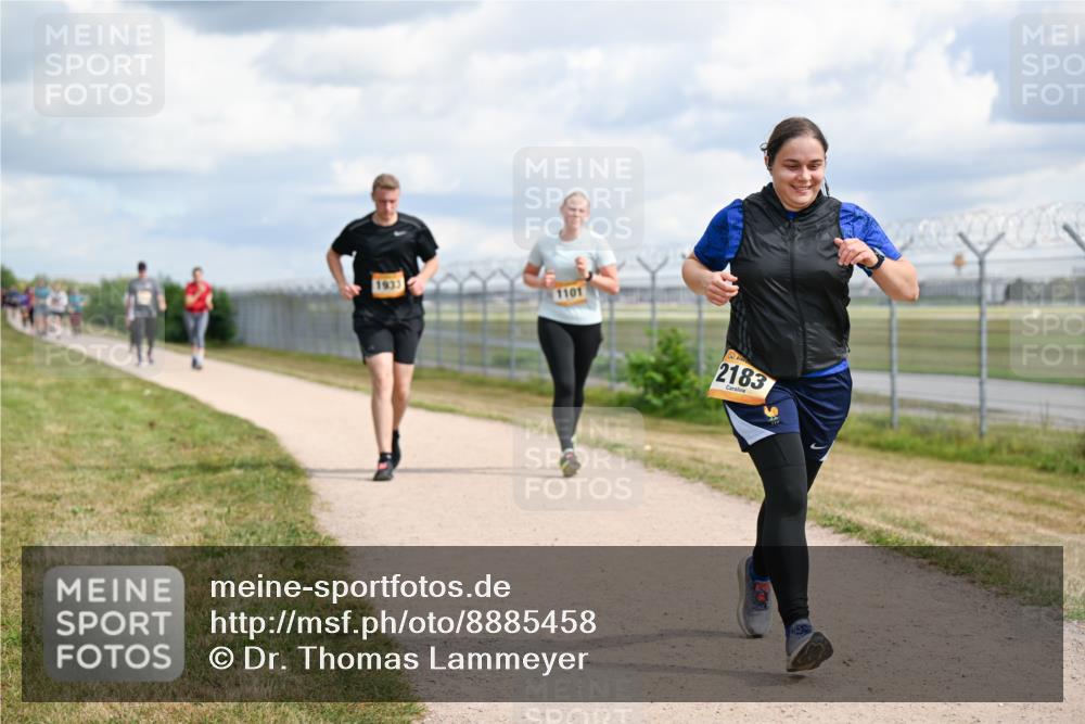 14.09.2025 - Airport Race Dr. Thomas Lammeyer http://msf.ph/oto/8885458 14.09.2025 12:42:07 Laufen 1933, 1101, 2183 meine-sportfotos.de