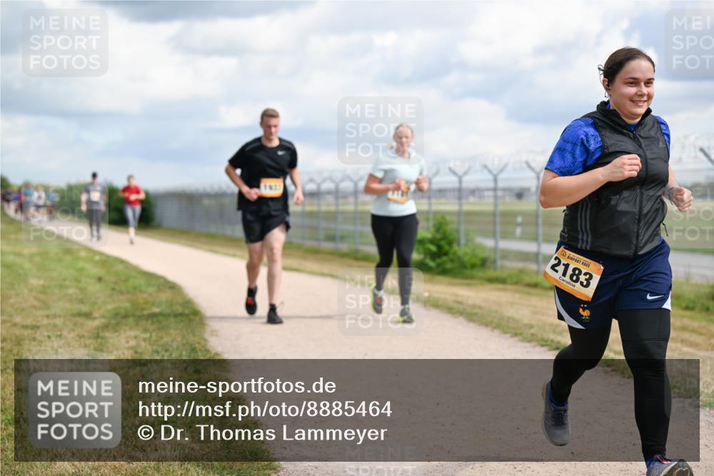14.09.2025 - Airport Race Dr. Thomas Lammeyer http://msf.ph/oto/8885464 14.09.2025 12:42:08 Laufen 1637, 2183 meine-sportfotos.de