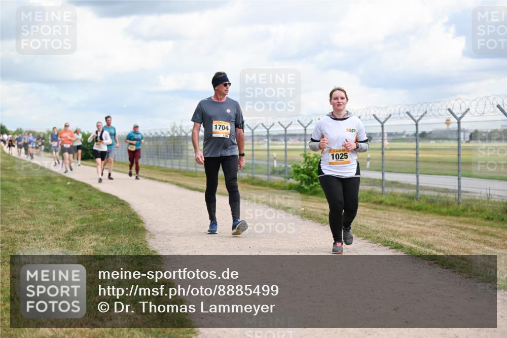 14.09.2025 - Airport Race Dr. Thomas Lammeyer http://msf.ph/oto/8885499 14.09.2025 12:42:24 Laufen 1704, 1704, 1025 meine-sportfotos.de