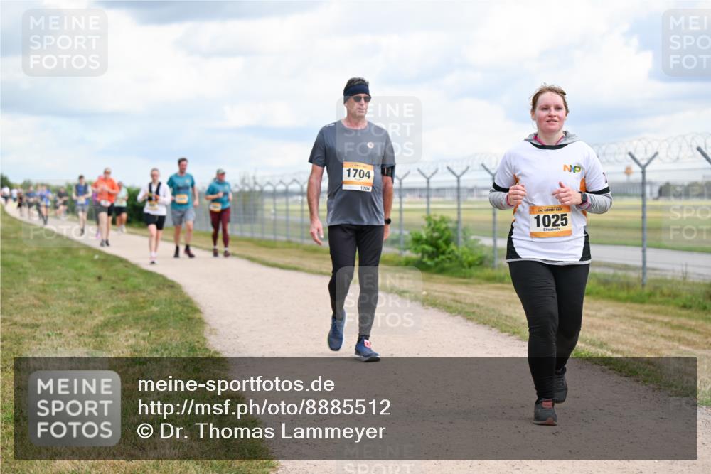 14.09.2025 - Airport Race Dr. Thomas Lammeyer http://msf.ph/oto/8885512 14.09.2025 12:42:25 Laufen 1704, 1704, 1025 meine-sportfotos.de