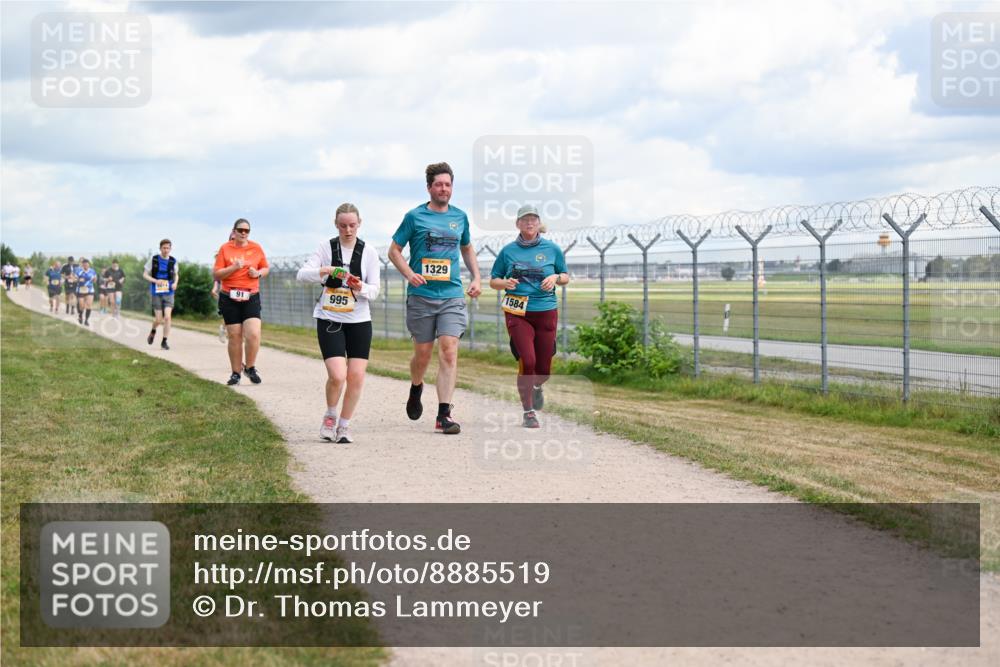 14.09.2025 - Airport Race Dr. Thomas Lammeyer http://msf.ph/oto/8885519 14.09.2025 12:42:30 Laufen 2014, 91, 995, 1329, 1584 meine-sportfotos.de