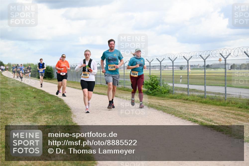 14.09.2025 - Airport Race Dr. Thomas Lammeyer http://msf.ph/oto/8885522 14.09.2025 12:42:30 Laufen 201, 995, 1329, 1584 meine-sportfotos.de