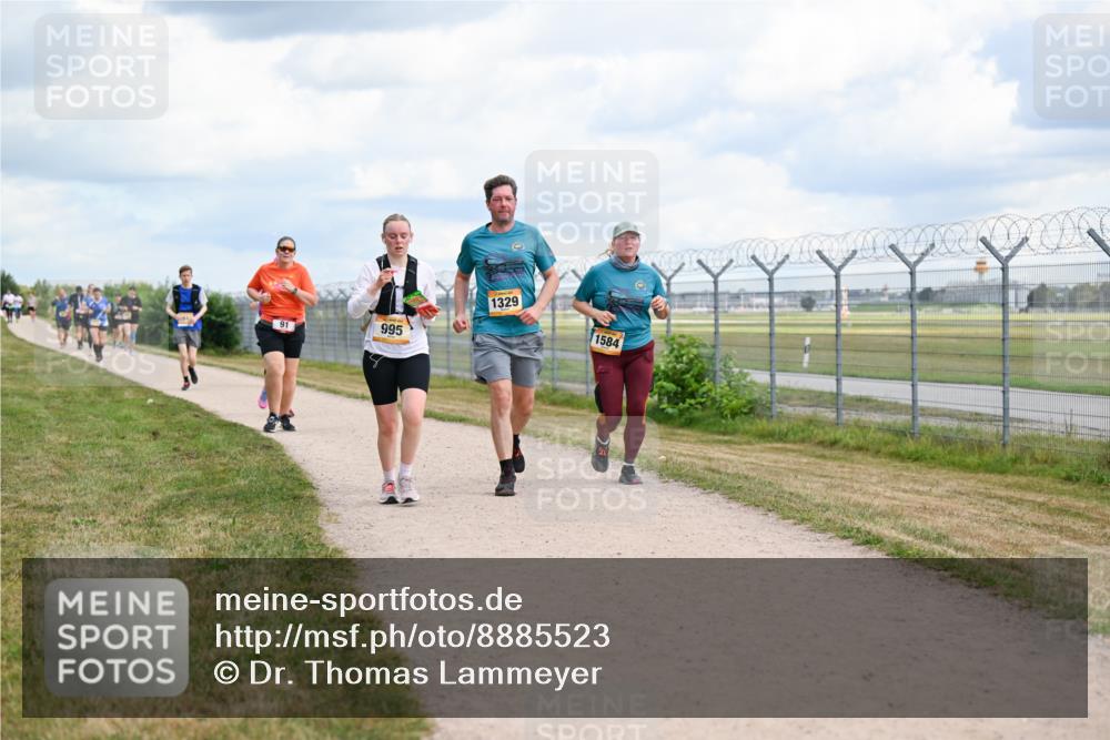 14.09.2025 - Airport Race Dr. Thomas Lammeyer http://msf.ph/oto/8885523 14.09.2025 12:42:31 Laufen 91, 995, 1329, 1584 meine-sportfotos.de