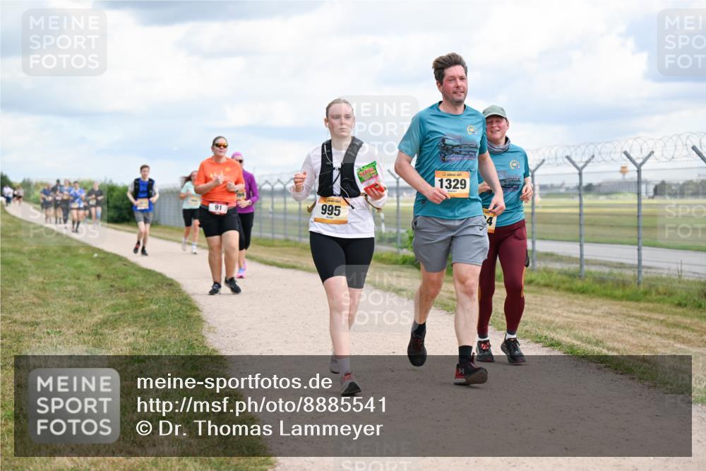 14.09.2025 - Airport Race Dr. Thomas Lammeyer http://msf.ph/oto/8885541 14.09.2025 12:42:33 Laufen 91, 995, 1329 meine-sportfotos.de