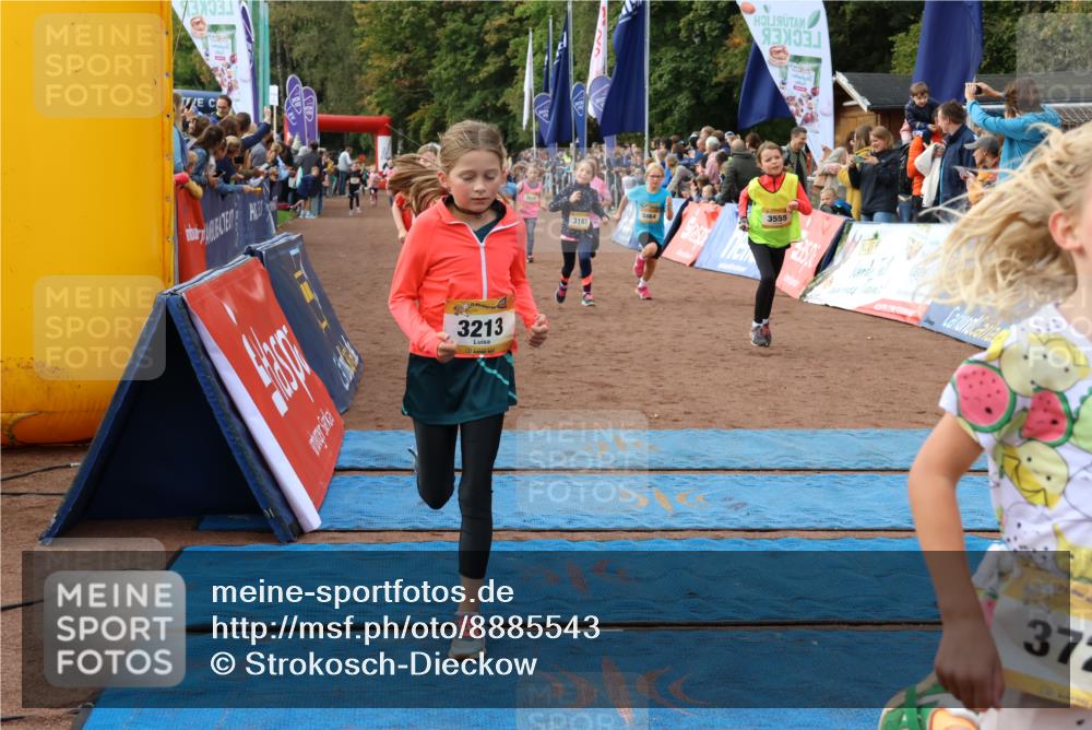 14.09.2025 - Airport Race Strokosch-Dieckow http://msf.ph/oto/8885543 14.09.2025 10:29:29 Ziel 3077, 3096, 3125, 3187, 3194, 3213, 3267, 3270, 3339, 3382, 3391, 3404, 3464, 3481, 3486, 3555, 3715, 3720, 3729, 3751 meine-sportfotos.de