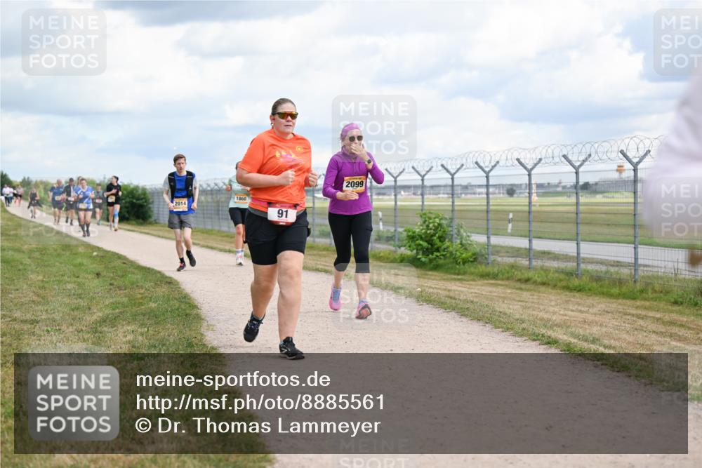 14.09.2025 - Airport Race Dr. Thomas Lammeyer http://msf.ph/oto/8885561 14.09.2025 12:42:35 Laufen 2014, 1860, 91, 2099 meine-sportfotos.de