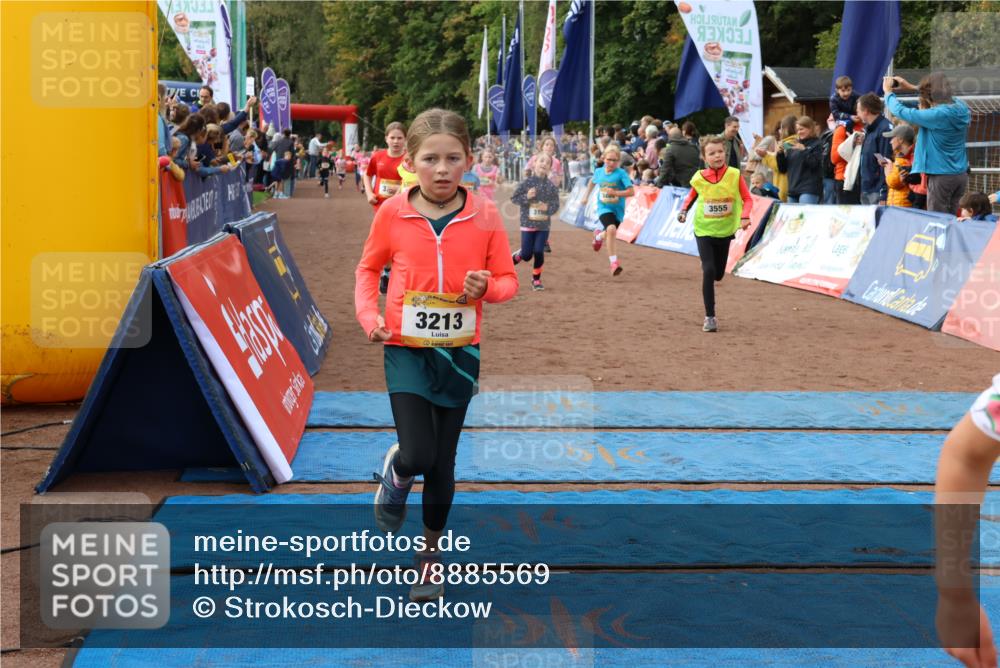 14.09.2025 - Airport Race Strokosch-Dieckow http://msf.ph/oto/8885569 14.09.2025 10:29:29 Ziel 3077, 3096, 3125, 3187, 3194, 3213, 3267, 3270, 3339, 3382, 3391, 3404, 3464, 3481, 3486, 3555, 3715, 3720, 3729, 3751 meine-sportfotos.de