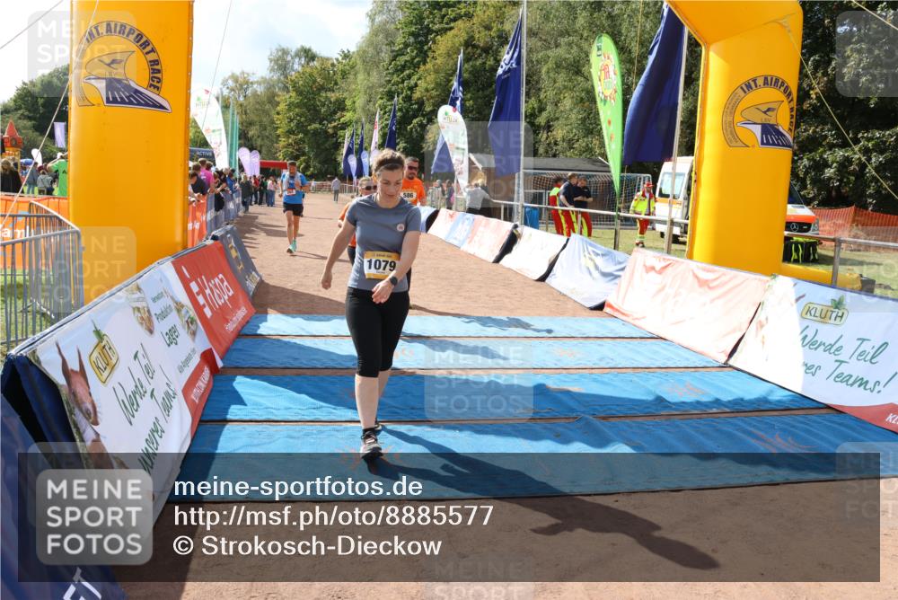 14.09.2025 - Airport Race Strokosch-Dieckow http://msf.ph/oto/8885577 14.09.2025 12:50:59 Ziel 265, 585, 586, 1079, 1818 meine-sportfotos.de