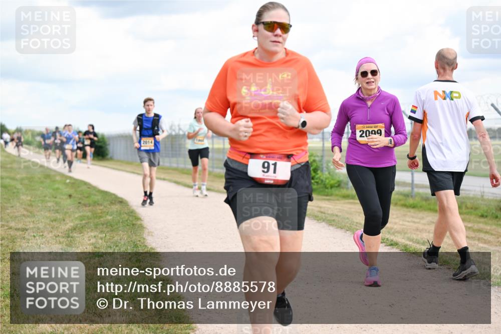 14.09.2025 - Airport Race Dr. Thomas Lammeyer http://msf.ph/oto/8885578 14.09.2025 12:42:37 Laufen 2014, 91, 2099 meine-sportfotos.de