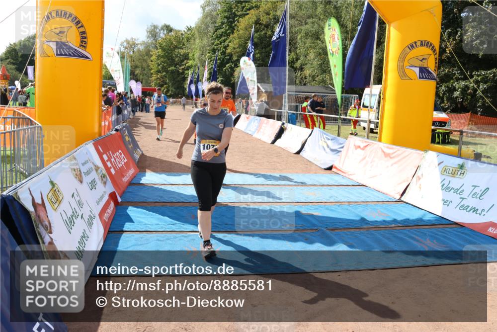 14.09.2025 - Airport Race Strokosch-Dieckow http://msf.ph/oto/8885581 14.09.2025 12:50:59 Ziel 265, 585, 586, 1079, 1818 meine-sportfotos.de
