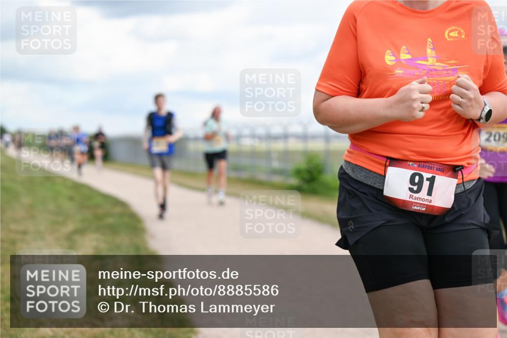 14.09.2025 - Airport Race Dr. Thomas Lammeyer http://msf.ph/oto/8885586 14.09.2025 12:42:38 Laufen 91, 209 meine-sportfotos.de