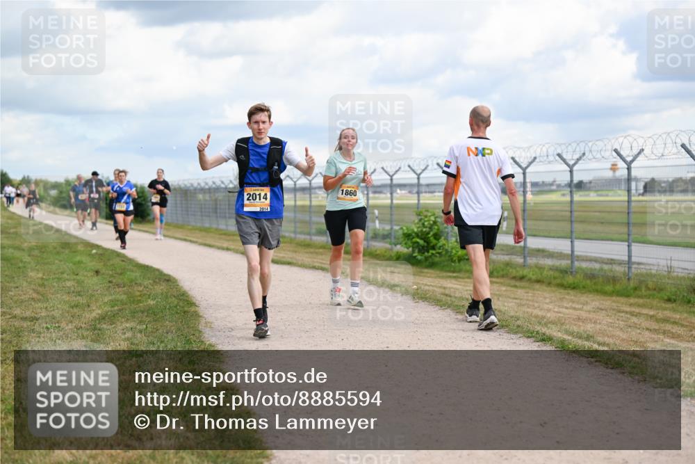 14.09.2025 - Airport Race Dr. Thomas Lammeyer http://msf.ph/oto/8885594 14.09.2025 12:42:39 Laufen 2014, 2014, 1860 meine-sportfotos.de