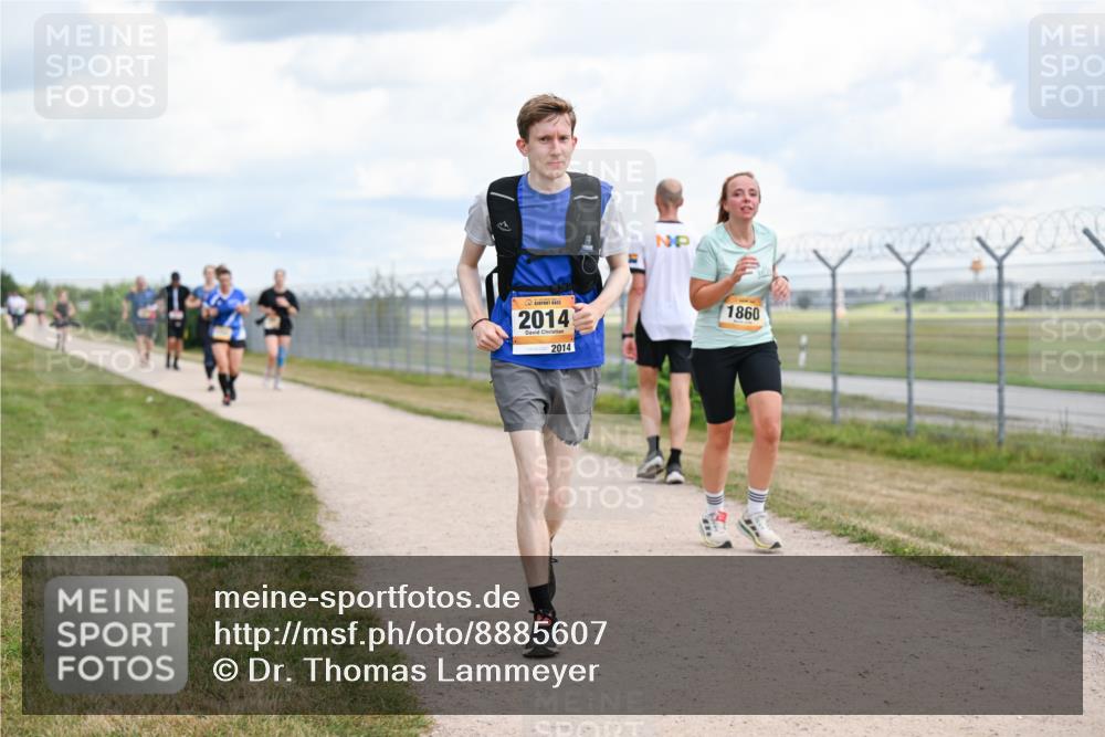 14.09.2025 - Airport Race Dr. Thomas Lammeyer http://msf.ph/oto/8885607 14.09.2025 12:42:41 Laufen 2014, 2014, 1860 meine-sportfotos.de