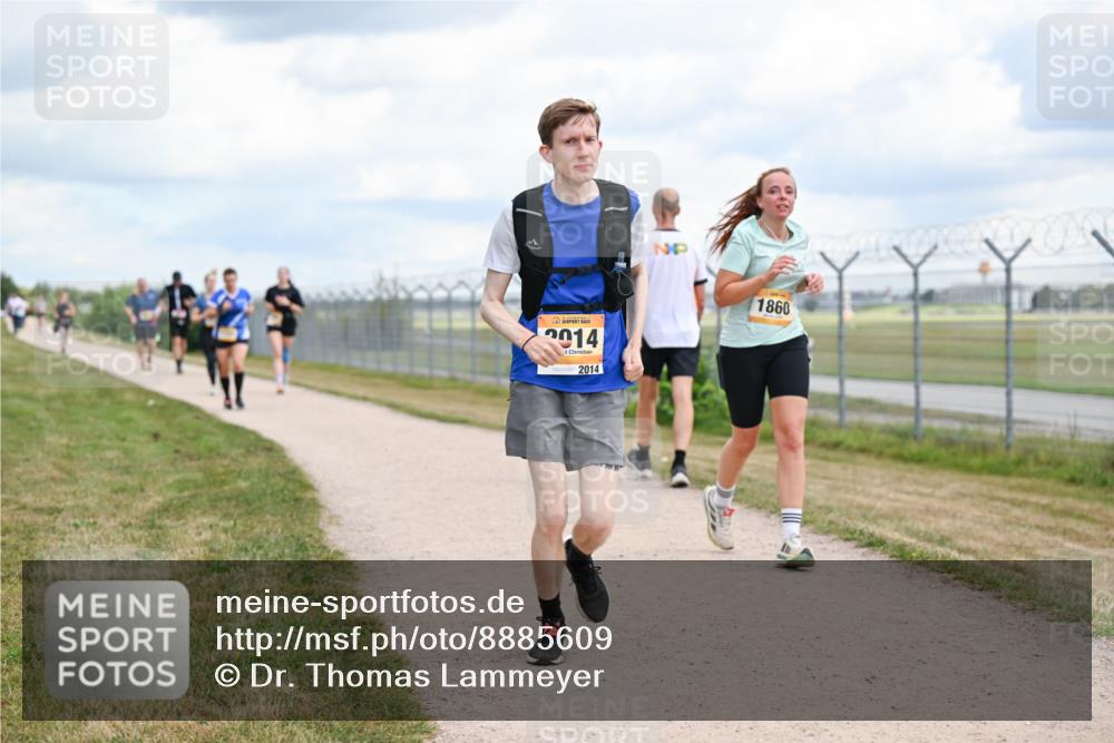 14.09.2025 - Airport Race Dr. Thomas Lammeyer http://msf.ph/oto/8885609 14.09.2025 12:42:41 Laufen 2014, 1, 2014, 1860 meine-sportfotos.de
