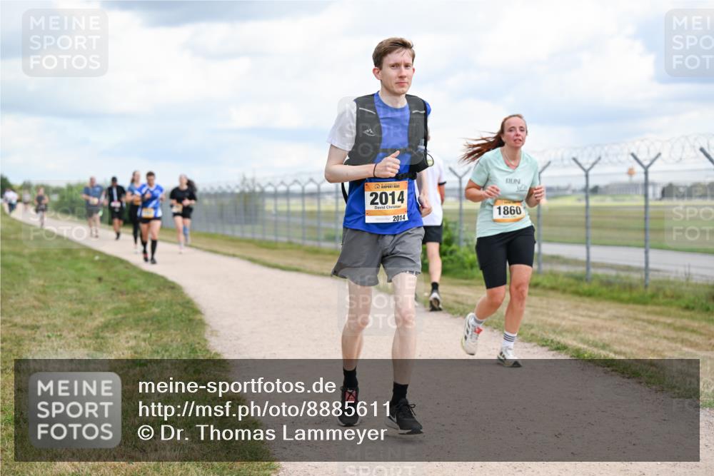14.09.2025 - Airport Race Dr. Thomas Lammeyer http://msf.ph/oto/8885611 14.09.2025 12:42:41 Laufen 2014, 2014, 1860 meine-sportfotos.de