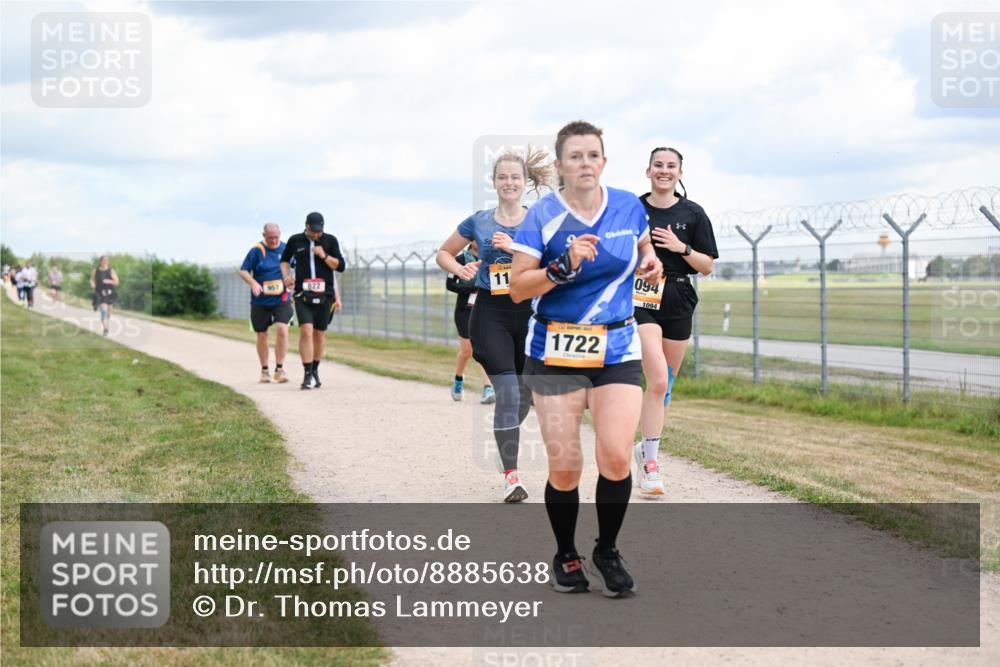 14.09.2025 - Airport Race Dr. Thomas Lammeyer http://msf.ph/oto/8885638 14.09.2025 12:42:49 Laufen 822, 11, 1722, 094, 1094 meine-sportfotos.de