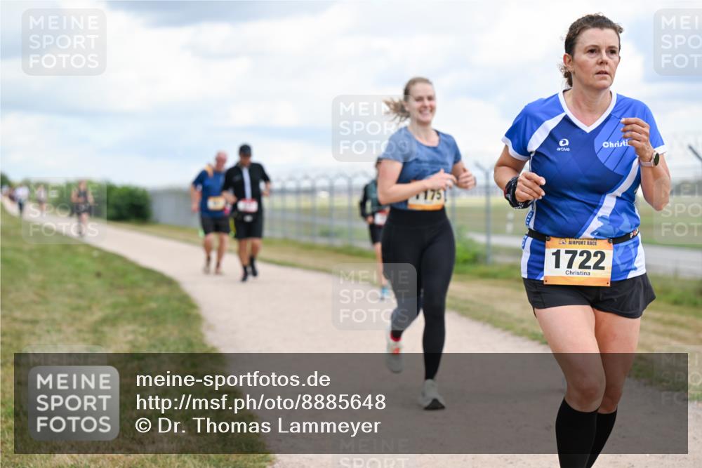 14.09.2025 - Airport Race Dr. Thomas Lammeyer http://msf.ph/oto/8885648 14.09.2025 12:42:50 Laufen 175, 1722 meine-sportfotos.de