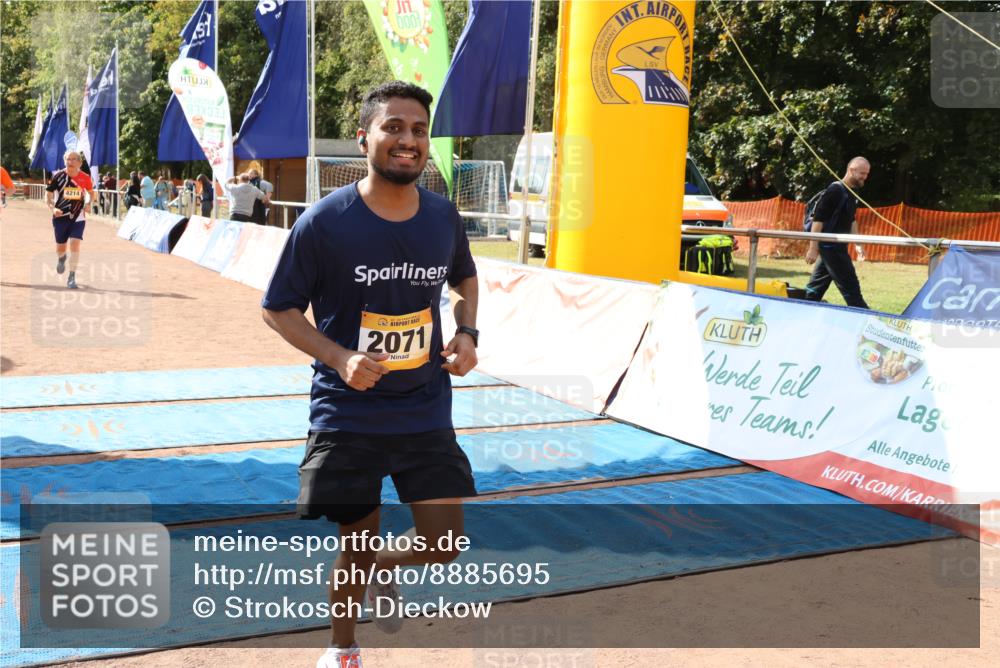14.09.2025 - Airport Race Strokosch-Dieckow http://msf.ph/oto/8885695 14.09.2025 12:51:18 Ziel 246, 2071, 4214 meine-sportfotos.de